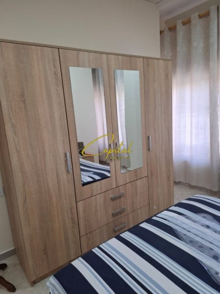 Tirane, jepet me qera apartament 2+1 Kati 1, 107 m² 750 € (21 DHJETORI)