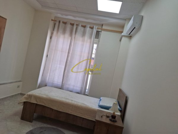 Tirane, jepet me qera apartament 2+1 Kati 1, 107 m² 750 € (21 DHJETORI)