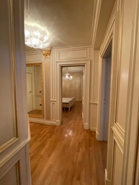 Tirane, jepet me qera apartament 1+1 Kati 6, 130 m² 1.100 € (PAZARI RI)