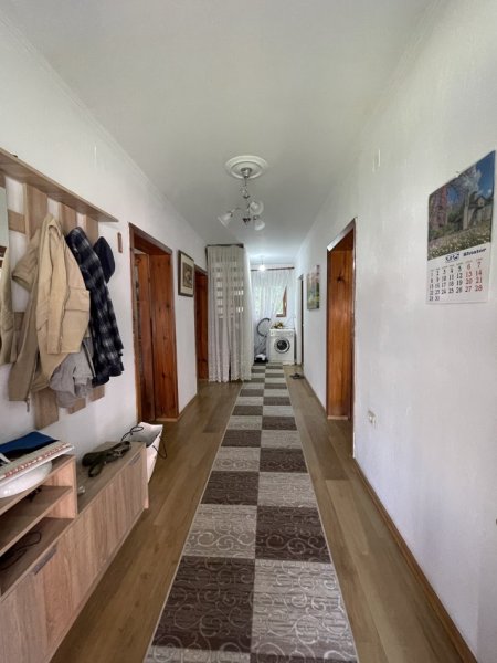 Tirane, jepet me qera apartament 2+1+Ballkon Kati 2, 100 m² 350 € (Selite)