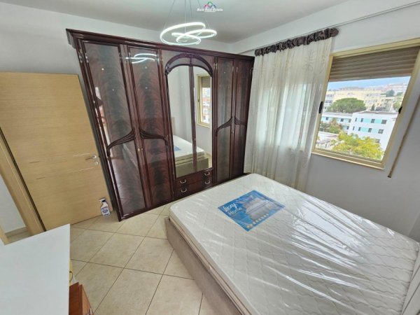 Tirane, jepet me qera apartament 2+1 Kati 6, 120 m² 550 € (kongresi manastirit)