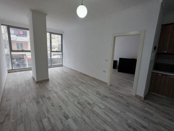 SHITEN 3 APARTAMENTE NE ASTIR  407.550 € (ASTIR)