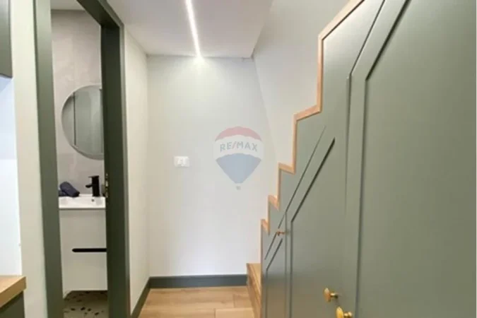 Tirane, shitet garsonier Dublex Kati 0, 30 m² 65.000 € (MATERNITETI I RI, TIRANË)