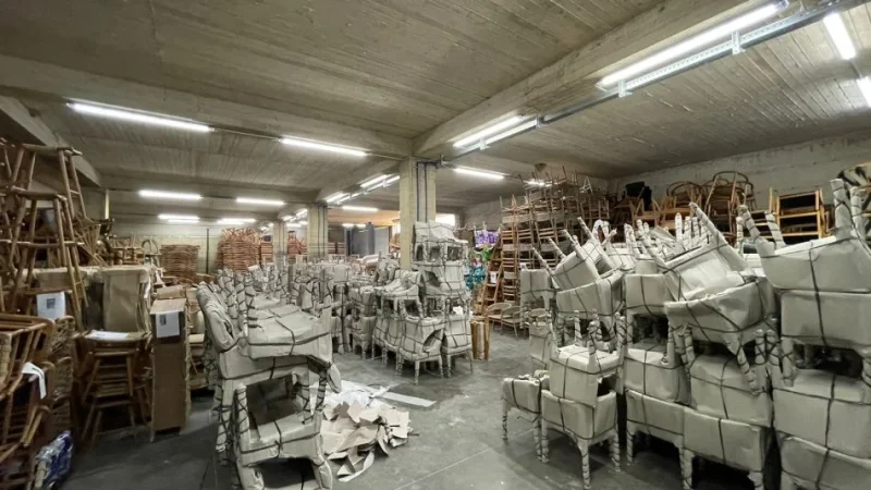 Tirane, shitet ambjent biznesi , 1.870 m² 2.500.000 € (Autostrada Tiranë–Durrës)