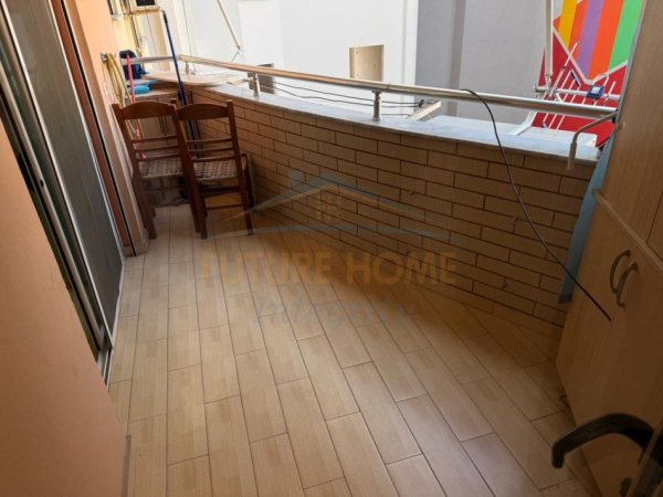 Tirane, shitet apartament 2+1+Ballkon Kati 4, 86 m² 229.000 € (PAZARI I RI)