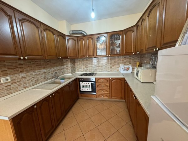 Tirane, shes apartament 2+1 Kati 7, 7.730 m² 130.000 € 