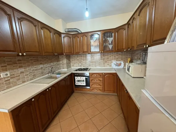 Tirane, shes apartament 2+1 Kati 7, 7.730 m² 130.000 € 