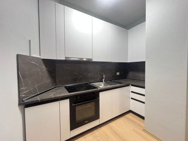 Shqiperi, jepet me qera apartament 2+1 Kati 3, 80 m² 599 € (Unaza e re)