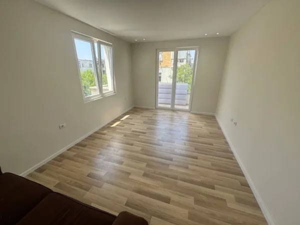 Tirane, shitet apartament 2+1 Kati 3, 76 m² 155.000 € (MINE PEZA)