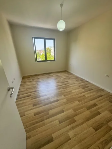 Tirane, shitet apartament 2+1 Kati 3, 76 m² 155.000 € (MINE PEZA)