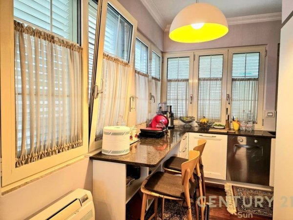 Tirane, shitet apartament+verande | Penthouse 2+1+Ballkon Kati 4, 150 m² 325.000 € (Liqeni i thate)