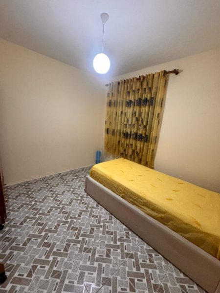 Tirane, jepet me qera apartament 3+1+Aneks+Ballkon Kati 4, 87 m² 600 € (BULEVARDI ZOGU 1)