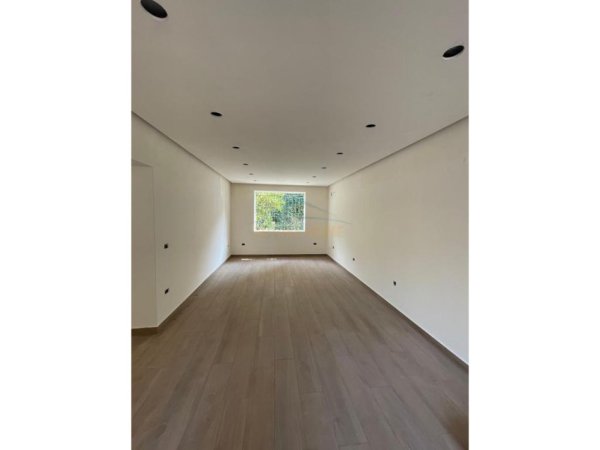 Shitet, Apartament 2+1 , Oxhaku, Tirane