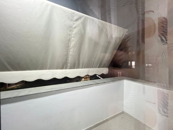 Tirane, jepet me qera apartament 2+1+Ballkon Kati 3, 80 m² 600 € 