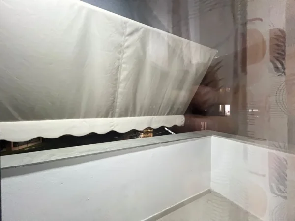 Tirane, jepet me qera apartament 2+1+Ballkon Kati 3, 80 m² 600 € 