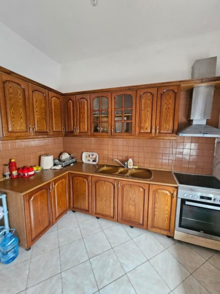 Durres, jepet me qera apartament 1+1+Aneks+Ballkon Kati 1, 75 m² 250 € 
