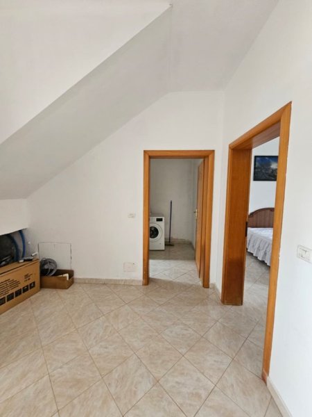 Durres, jepet me qera apartament 1+1+Aneks+Ballkon Kati 1, 75 m² 250 € 