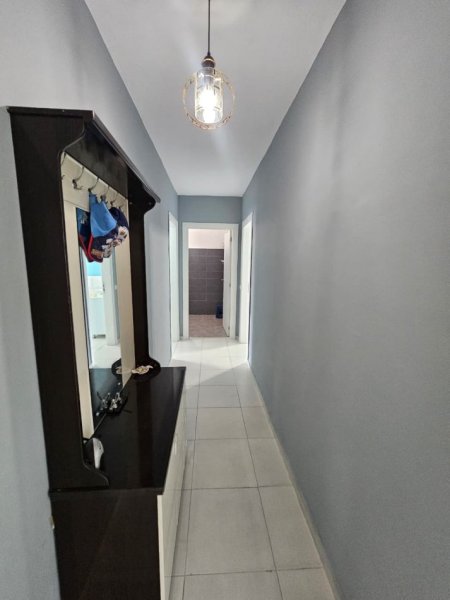 Durres, jepet me qera apartament 3+1+Aneks+Ballkon Kati 5, 140 m² 500 € 