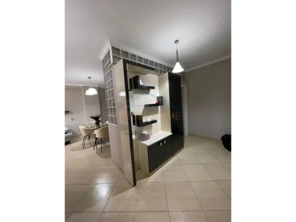 Tirane, shitet apartament 2+1+Ballkon Kati 4, 103 m² 158.000 € (Astir)