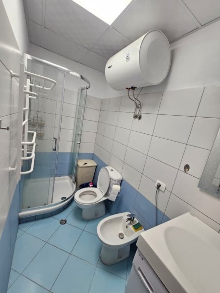 Durres Plazh, jepet me qera apartament 2+1+Aneks+Ballkon Kati 5, 90 m² 450 € 