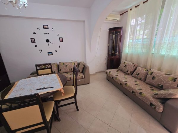 Durres, jepet me qera apartament 1+1+Aneks+Ballkon Kati 1, 60 m² 300 € 
