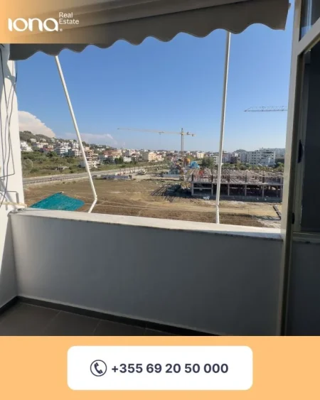 Golem, jepet me qera vjetore apartament 1+1 Kati 5,