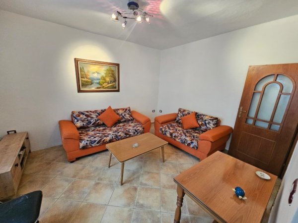 Durres, jepet me qera apartament 2+1+Aneks+Ballkon Kati 1, 75 m² 350 € 