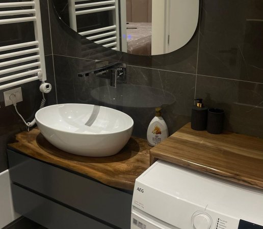 Tirane, jepet me qera apartament 2+1+Ballkon Kati 2, 120 m² 1.500 € (prane Vet Hospital Tirana)