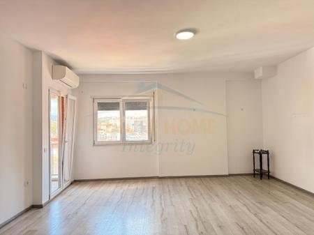 Tirane, shitet apartament 3+1 Kati 6, 130 m² 236.000 € 