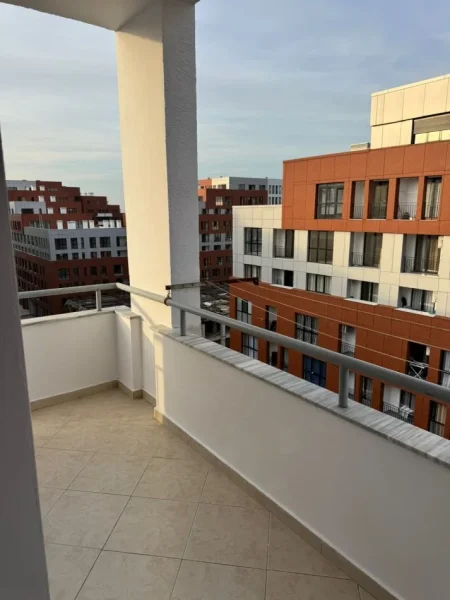 Tirane, shitet apartament 1+1 Kati 7, 67 m² 95.000 € (Rruga Tom Plezha)