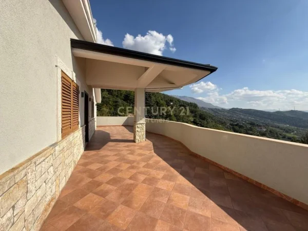 Tirane, shes Vile 3 Katshe Kati 3, 517 m² 