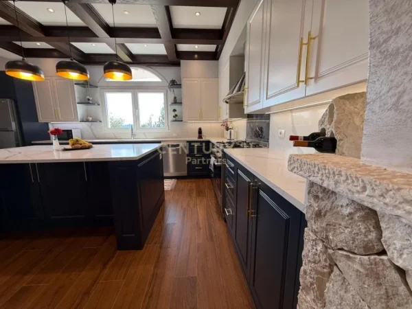 Tirane, shes Vile 3 Katshe Kati 3, 517 m² 