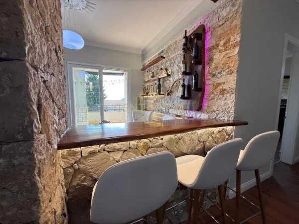 Tirane, shes Vile 3 Katshe Kati 3, 517 m² 