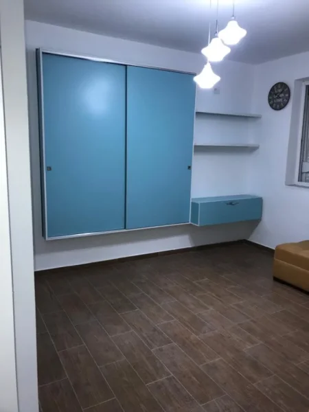 Tirane, shitet garsoniere 1+1 Kati 1, 20 m² 55.000 € (Ferid Xhajko) prane Stacionit te Trenit