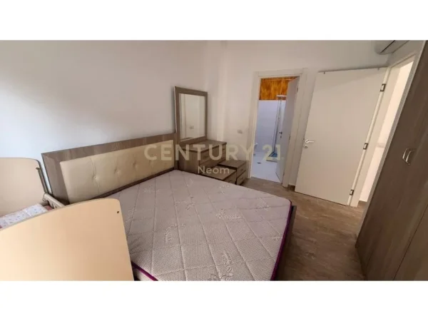 Tirane, shes apartament 2+1+Aneks+Ballkon Kati 1, 93 m² (Rruga Peti)