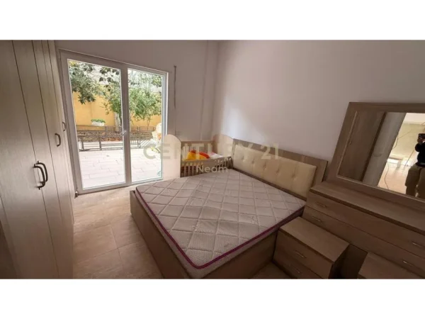 Tirane, shes apartament 2+1+Aneks+Ballkon Kati 1, 93 m² (Rruga Peti)