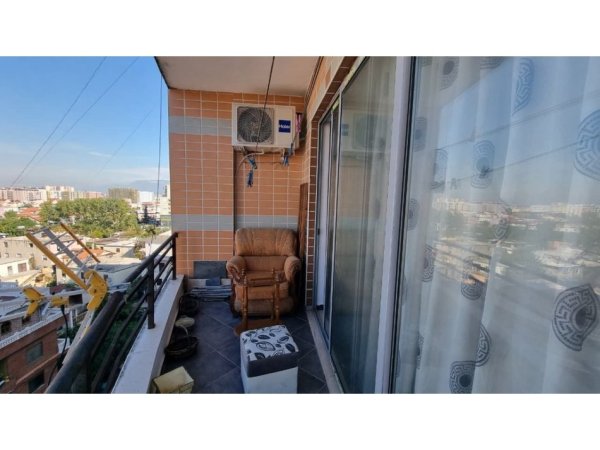 Tirane, jepet me qera apartament 2+1+Ballkon Kati 6, 84 m² 480 € (Astir, prane bar Famed.)
