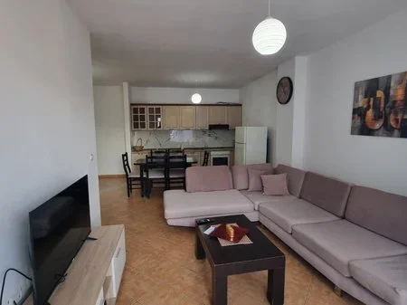 Tirane, jepet me qera apartament 2+1+Ballkon Kati 7, 113 m² 600 € (ASTIR)