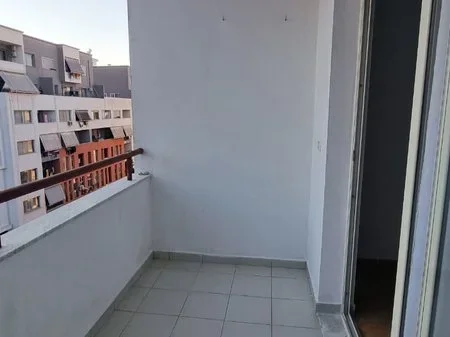 Tirane, jepet me qera apartament 2+1+Ballkon Kati 7, 113 m² 600 € (ASTIR)