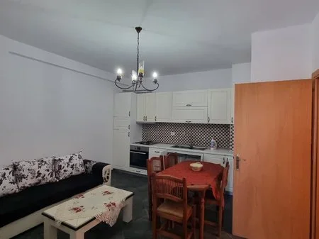 Tirane, jepet me qera apartament 2+1+Ballkon Kati 6, 84 m² 600 € (RRUGA TEODOR KEKO (PRANE BAR FAMED))