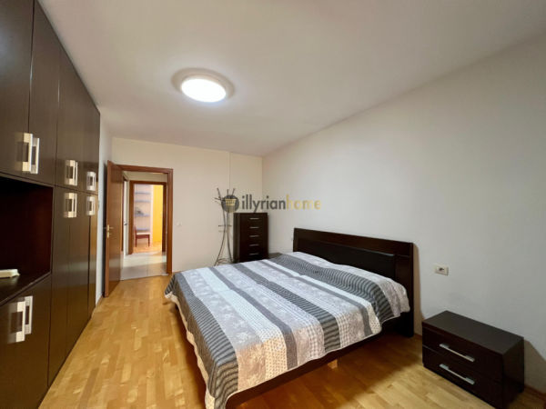 Tirane, shitet apartament 2+1+Ballkon Kati 6, 114 m² (Pazari i Ri)