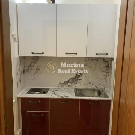Tirane, jepet me qera garsonier 1+1 , 40 m² 250 € 