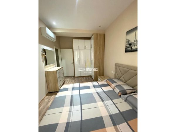 Tirane, jepet me qera apartament 2+1+Ballkon Kati 3, 93 m² 600 € (Kompleksi Mangalem, Ali Demi Tirana, Albania)