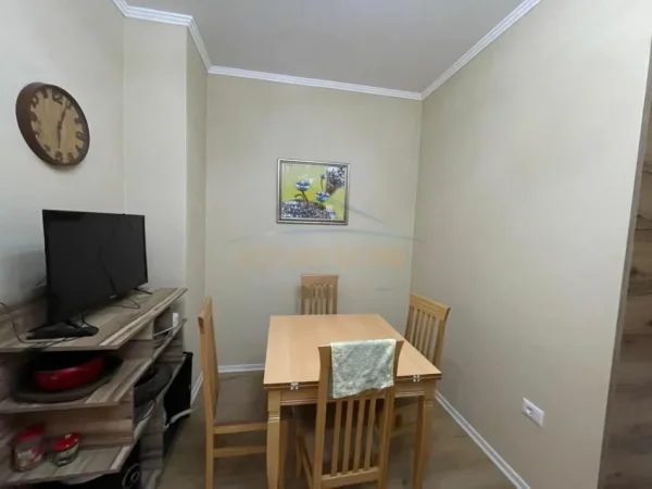 Tirane, shitet apartament 3+1+Ballkon Kati 2, 132 m² 210.000 € (Grand Gallery Yzberisht)