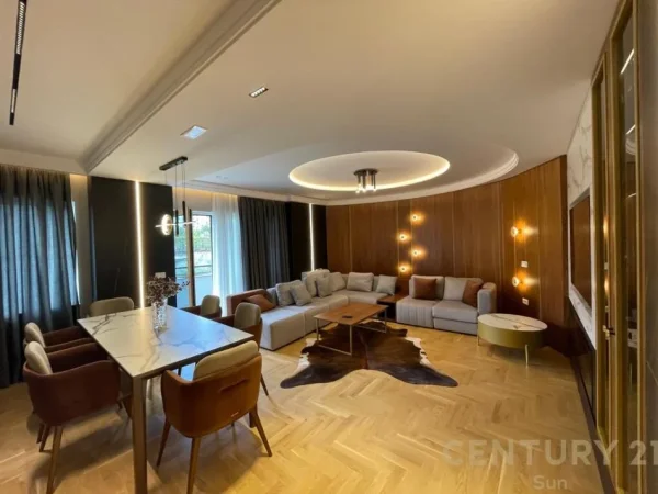 Tirane, jepet me qera apartament 2+1+Aneks+Ballkon Kati 5, 163 m² 1.750 € 