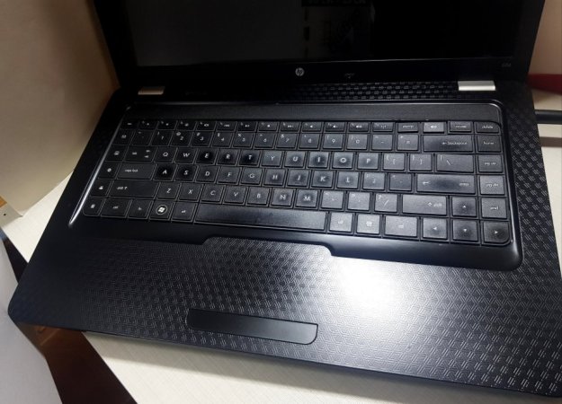 Lushnje, shes Laptop Laptopin HP G56 . me cmim 50 euro