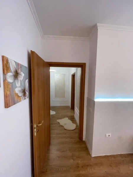 Tirane, shitet apartament 1+1 Kati 8, 63 m² 109.000 € (Astir)