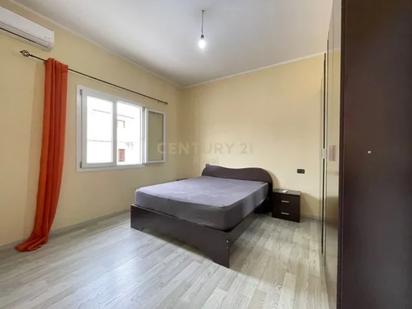 Tirane, shes Vile 2 Katshe Kati 2, 190 m² 400.000 € 