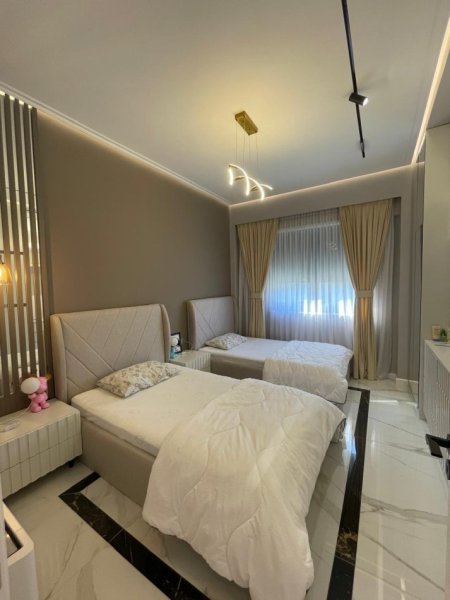 Tirane, Shitet Apartament Dulex, 200 m² 420.000 € (KODRA E DIELLIT)