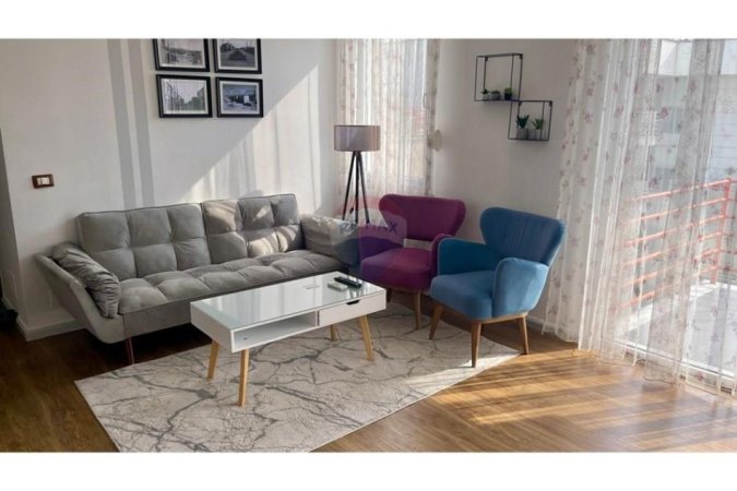 Tirane, jepet me qera apartament 1+1 Kati 8, 70 m² 700 € (Pazari i Ri - Pazari i Ri - Rruga Qemal Stafa, Tiranë)